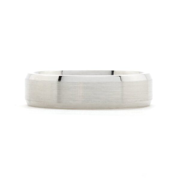 Platinum bevel band