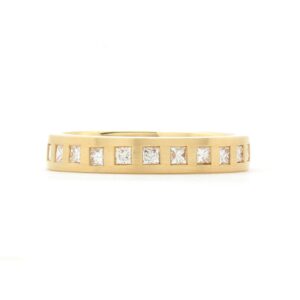 18K yellow gold and diamond ring