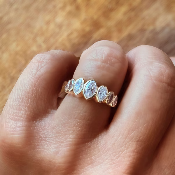 Graduated Marquise Diamond Ring - Image 3